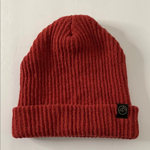Flipside Skullcap Red Beanie Streetwear Skater Retro Workwear NWOT Eco-Conscious - Picture 1 of 4